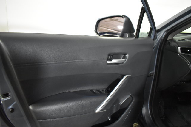 Used 2023 Toyota Corolla Cross XLE w/ Convenience Package AWD/4WD image 7
