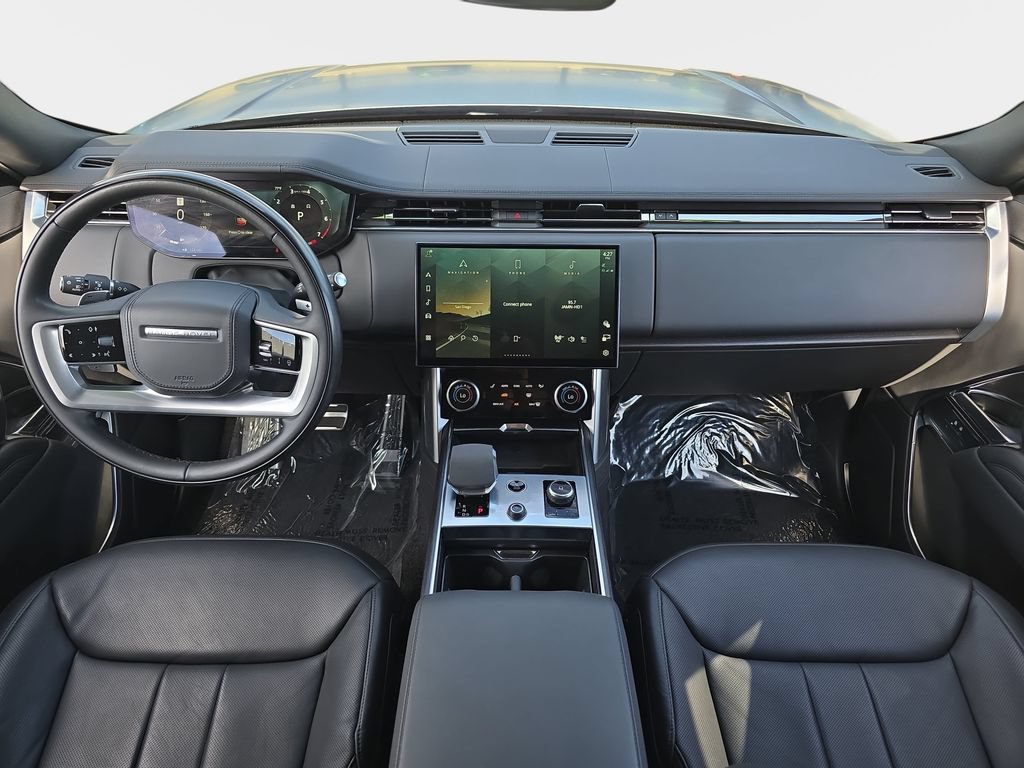 Certified 2023 Land Rover Range Rover Long Wheelbase SE AWD/4WD image 9