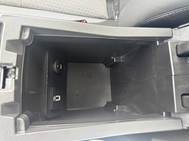 Used 2017 Ford Escape SE w/ Equipment Group 201A AWD/4WD image 24