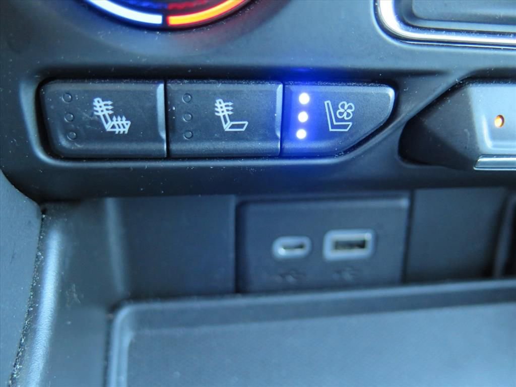 Used 2022 Chevrolet Tahoe Premier image 17