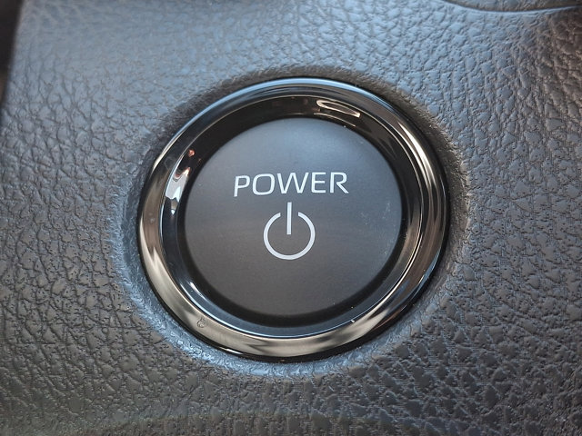 Used 2026 Toyota Camry XLE w/ Premium Plus Package image 25