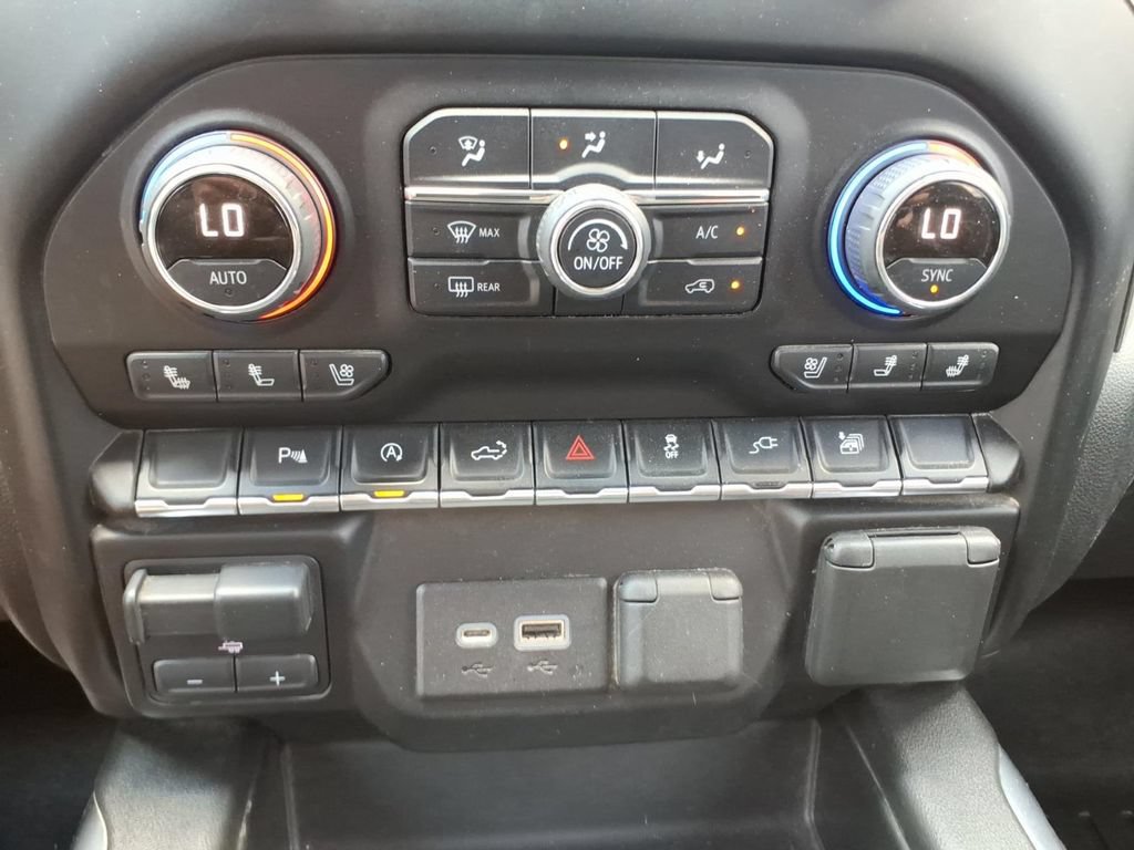 Used 2021 Chevrolet Silverado 1500 LTZ RWD image 23