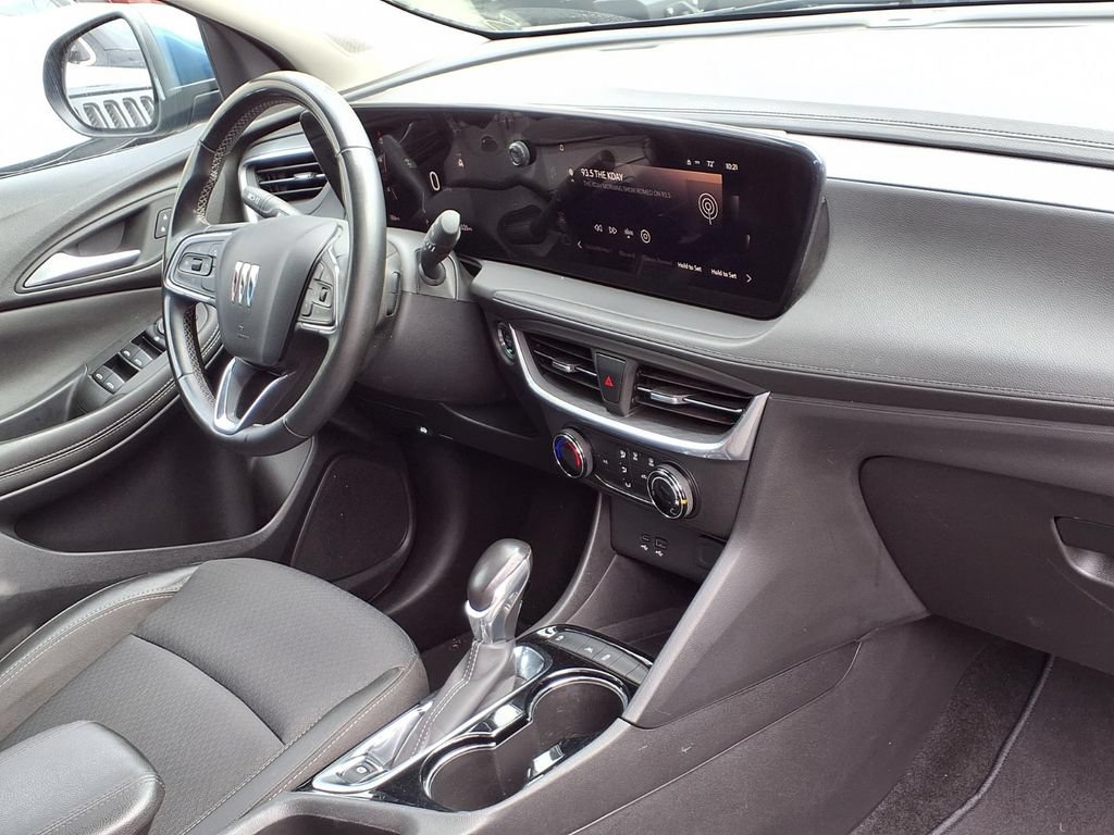 Used 2024 Buick Encore GX Preferred FWD image 24