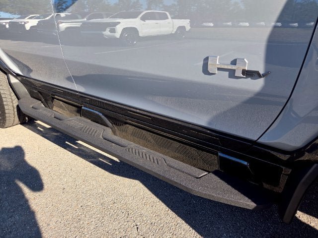 Used 2025 GMC Hummer EV 2X AWD/4WD image 26
