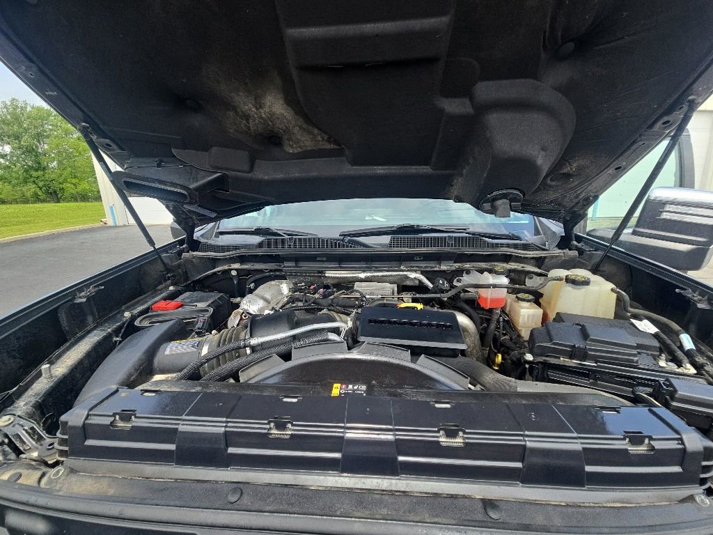 Used 2022 Chevrolet Silverado 2500 High Country w/ Technology Package AWD/4WD image 14
