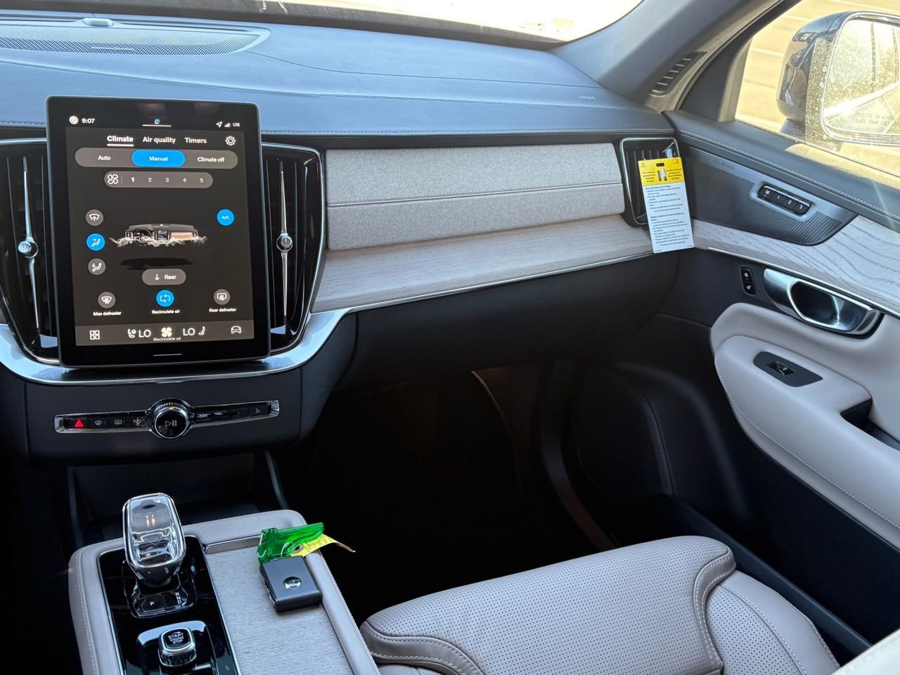 New 2026 Volvo XC90 B6 Ultra AWD/4WD image 12