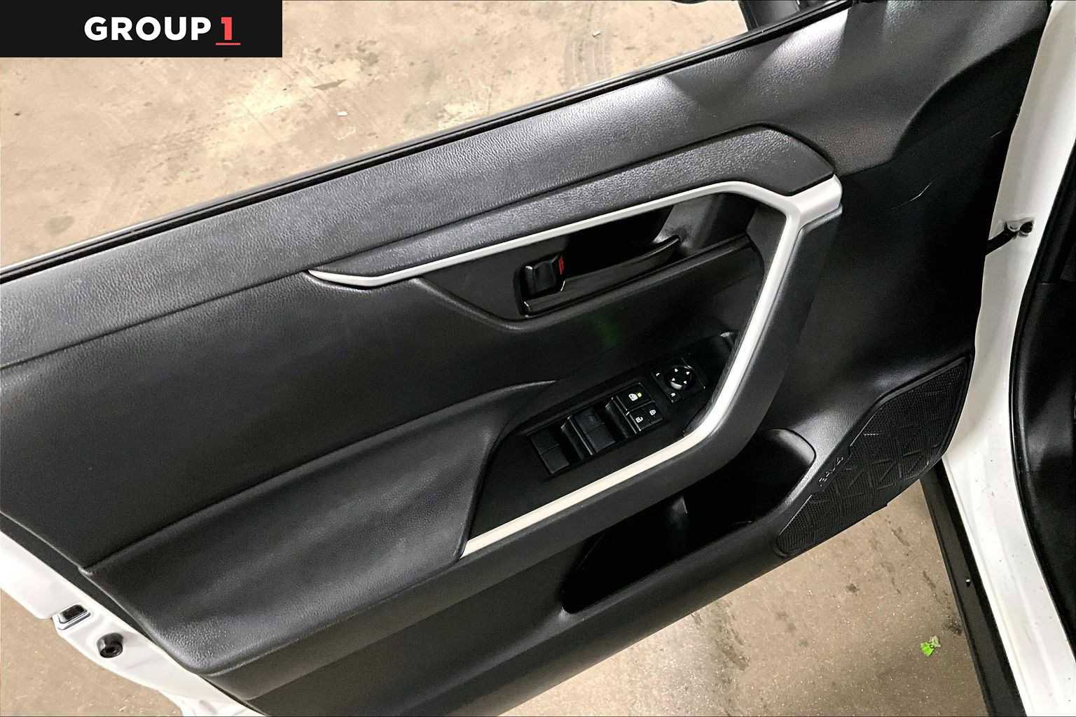 Used 2023 Toyota RAV4 LE image 35