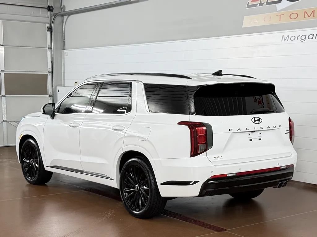 Used 2024 Hyundai Palisade Calligraphy AWD/4WD image 5