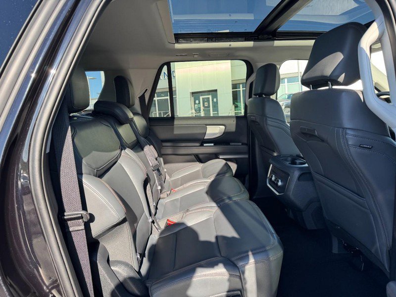 Used 2025 Ford Expedition Max Active image 10