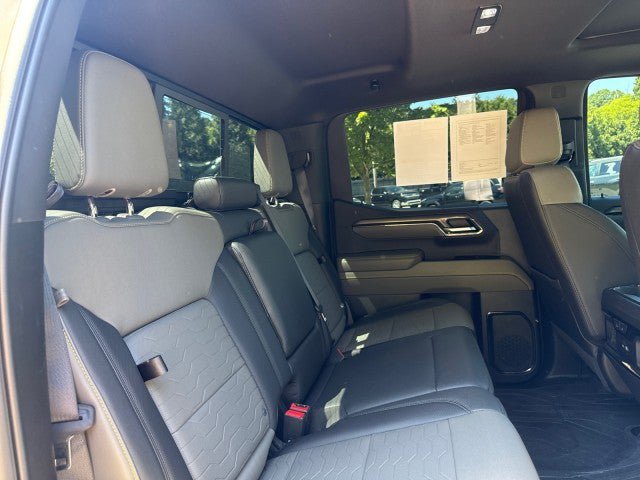 Used 2024 Chevrolet Silverado 1500 ZR2 w/ Technology Package AWD/4WD image 43