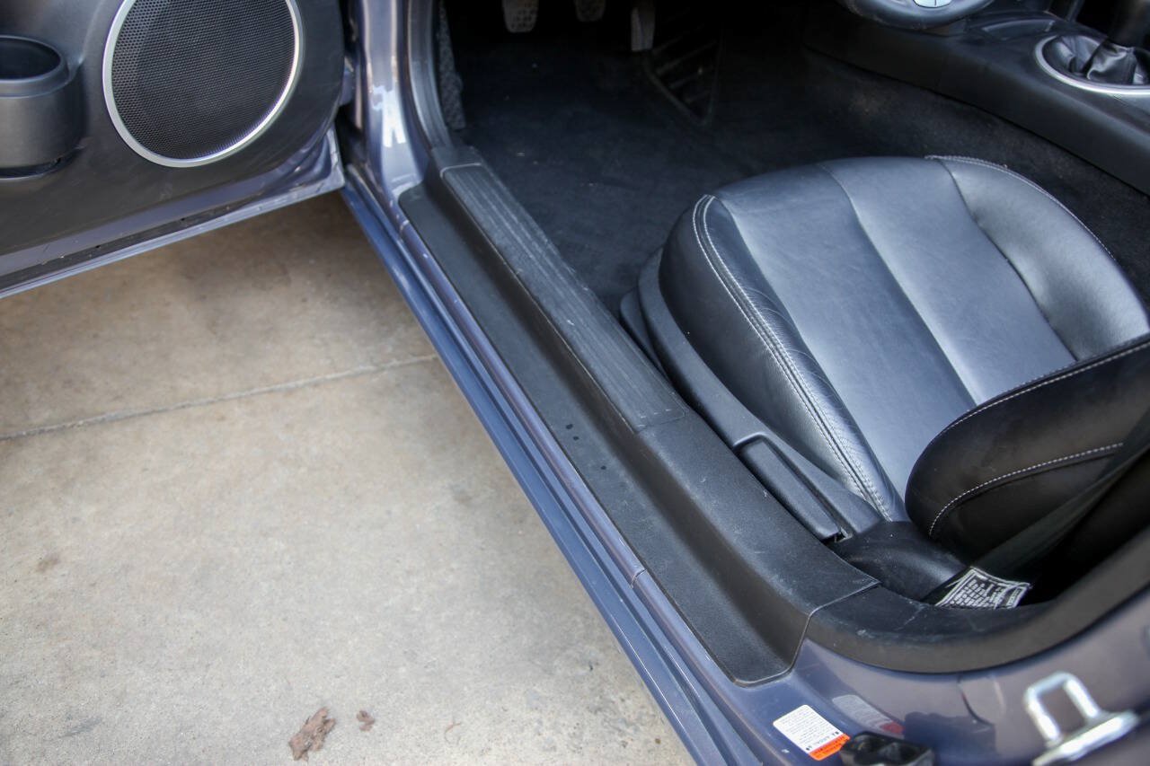 Used 2006 MAZDA MX-5 Miata Grand Touring w/ Premium Pkg RWD image 39