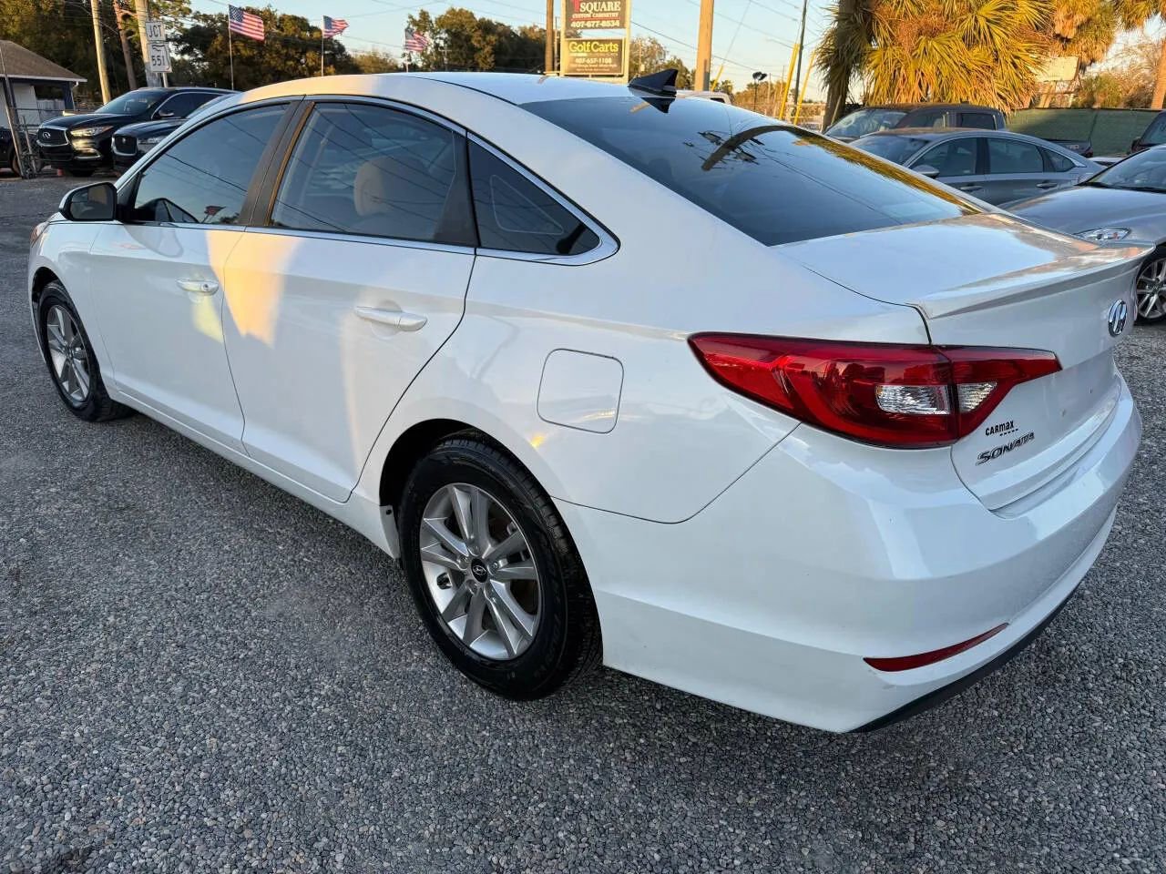 Used 2017 Hyundai Sonata SE w/ Cargo Package image 4