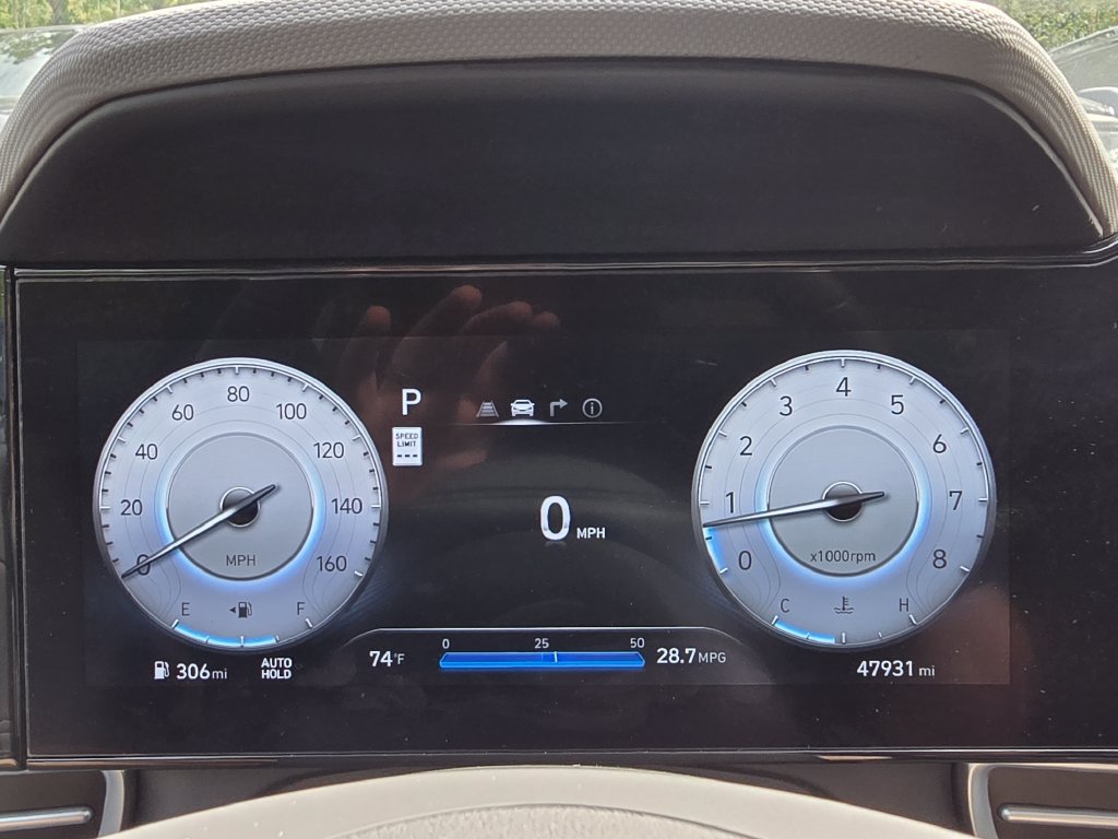 Used 2025 Hyundai Elantra SEL FWD image 27
