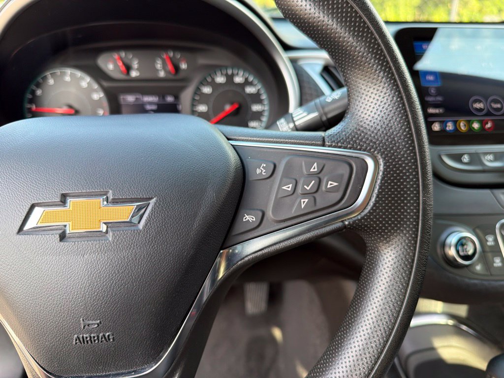 Used 2024 Chevrolet Malibu LT FWD image 17