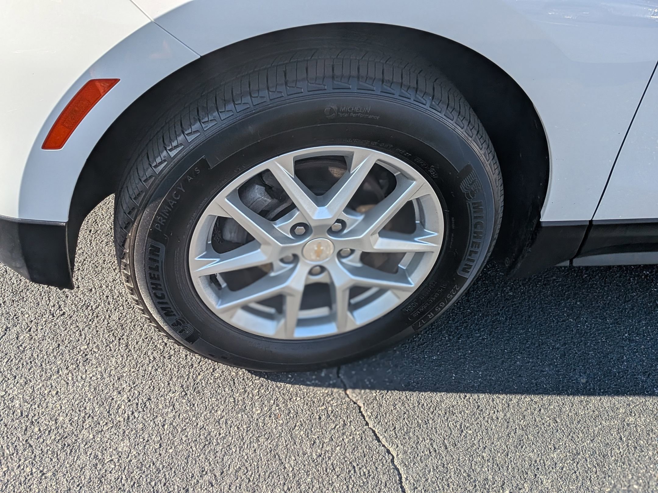 Certified 2024 Chevrolet Equinox LT image 12