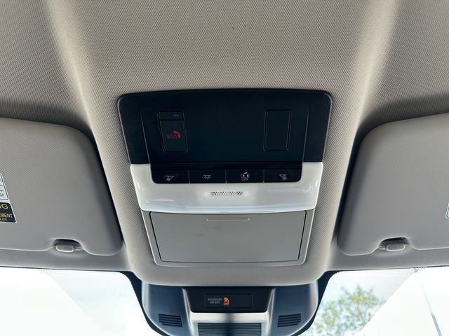 Used 2024 Nissan Rogue SV FWD image 27