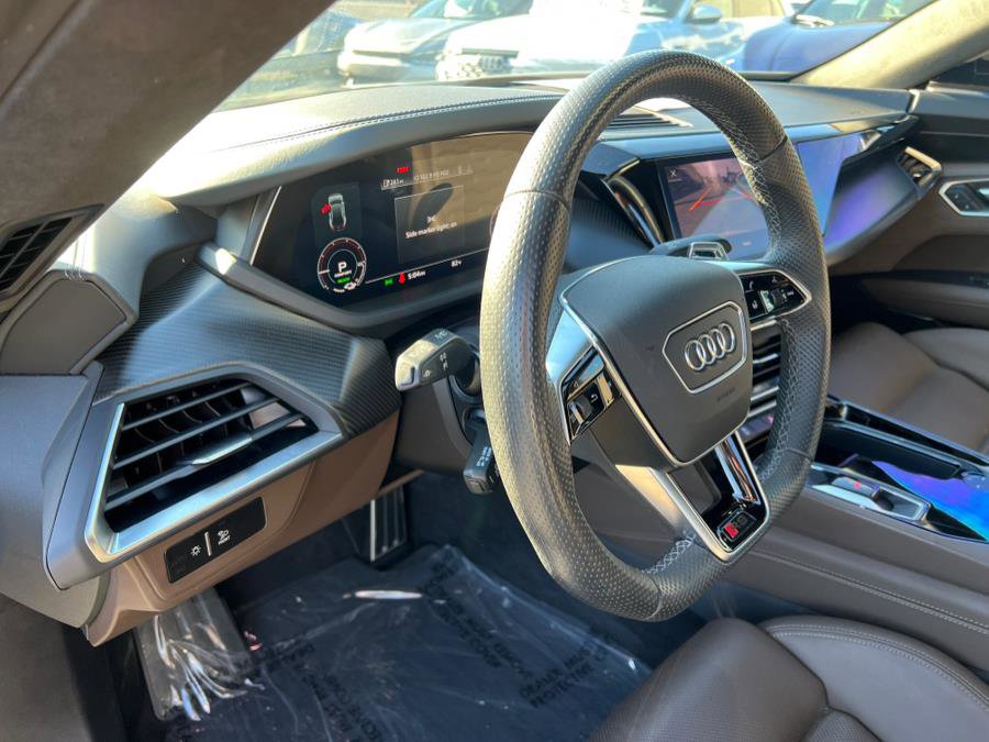 Used 2023 Audi RS e-tron GT w/ Carbon Performance Package image 12