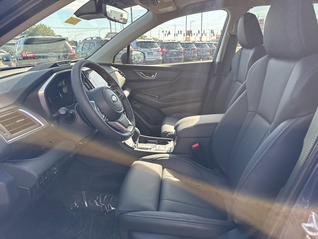 New 2025 Subaru Ascent Limited image 8