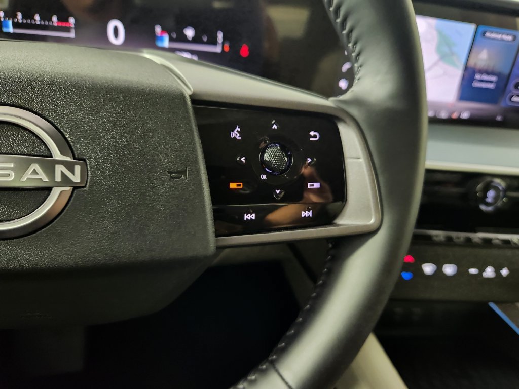 Certified 2025 Nissan Murano SL AWD/4WD image 23