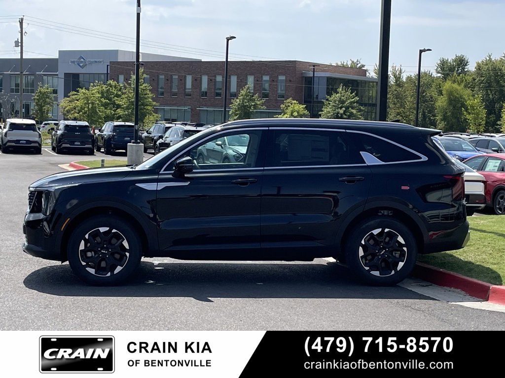 New 2025 Kia Sorento S image 4