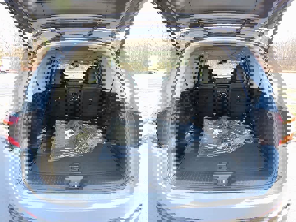 New 2025 Honda Pilot Touring image 12