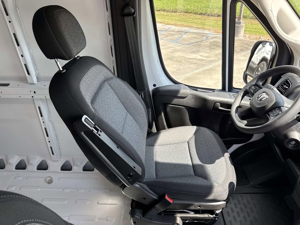 New 2026 RAM ProMaster 2500 w/ Convenience Group image 22