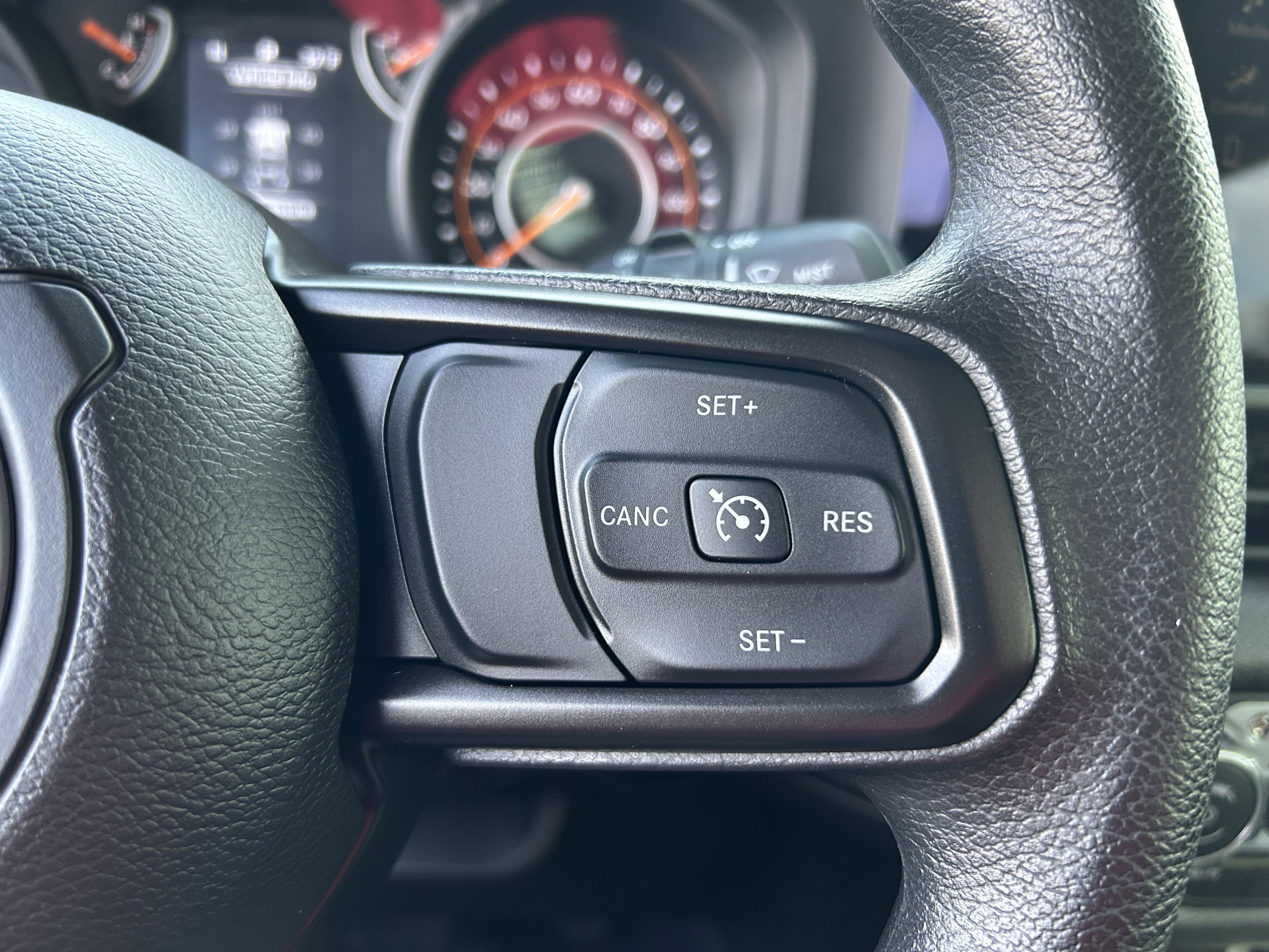 Used 2025 Jeep Wrangler Sport image 17