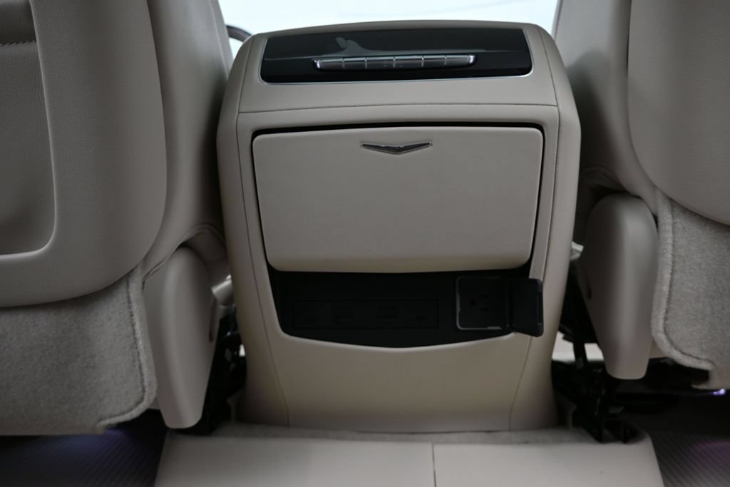 New 2026 Cadillac Escalade Platinum Sport AWD/4WD image 16