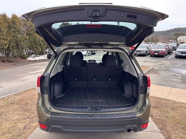 Certified 2023 Subaru Forester Premium image 15