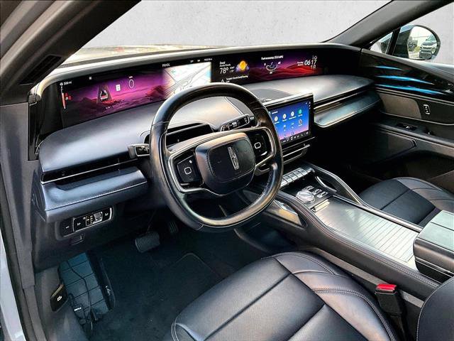 Used 2024 Lincoln Nautilus Premier w/ Jet Appearance Package image 14