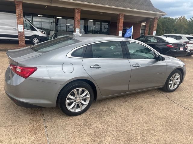 Used 2025 Chevrolet Malibu LT FWD image 5