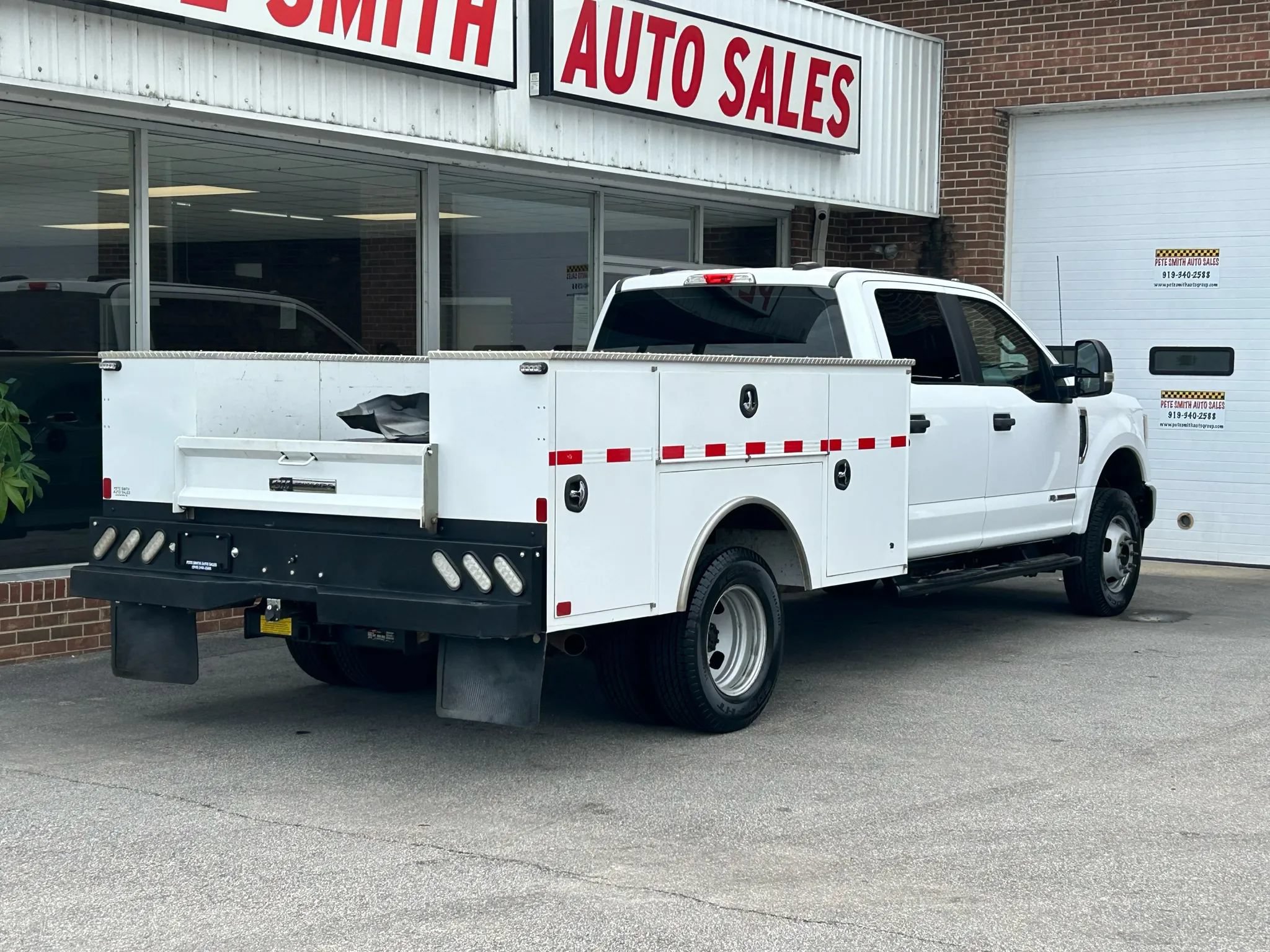 Used 2022 Ford F350 XL w/ Power Equipment Group AWD/4WD image 7