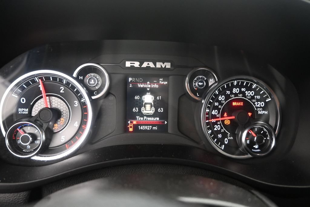 Used 2024 RAM 2500 Tradesman w/ Chrome Appearance Group AWD/4WD image 12