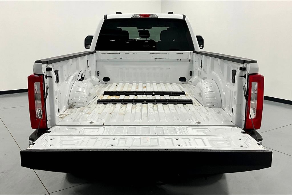Used 2024 Ford F250 XLT image 37