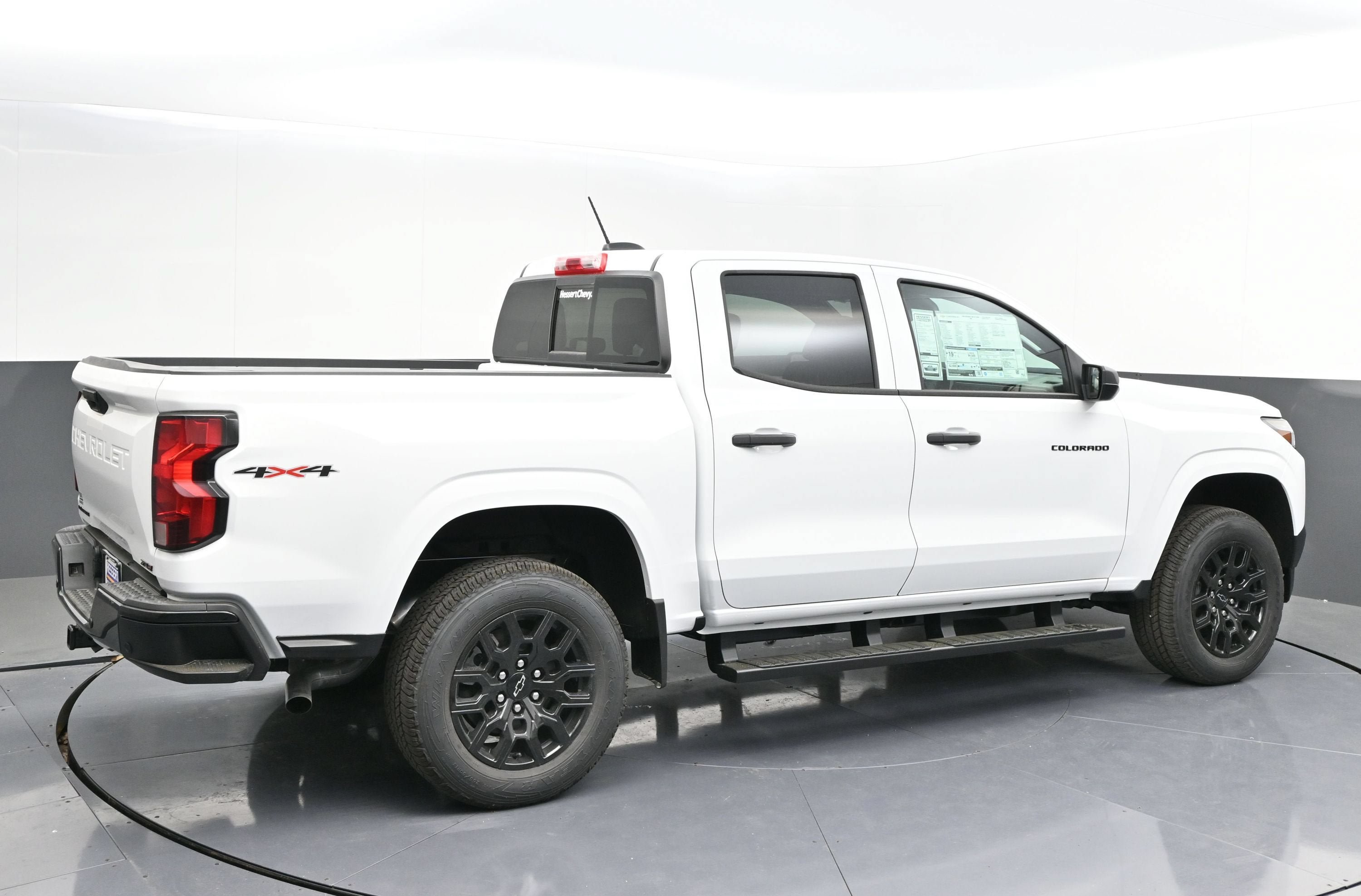New 2026 Chevrolet Colorado W/T w/ WT Custom Package AWD/4WD image 7
