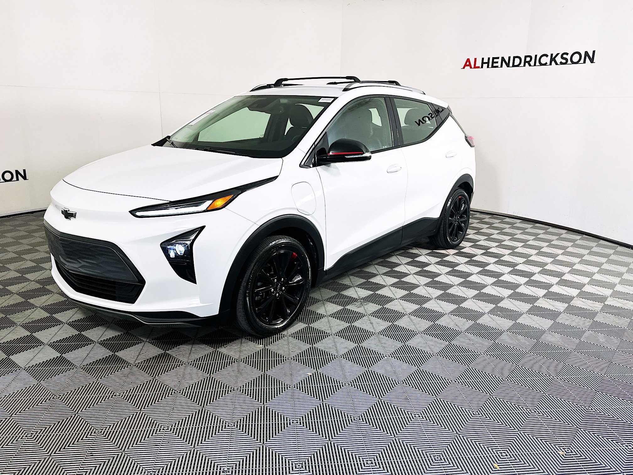 Used 2023 Chevrolet Bolt EUV LT w/ Convenience Package image 7