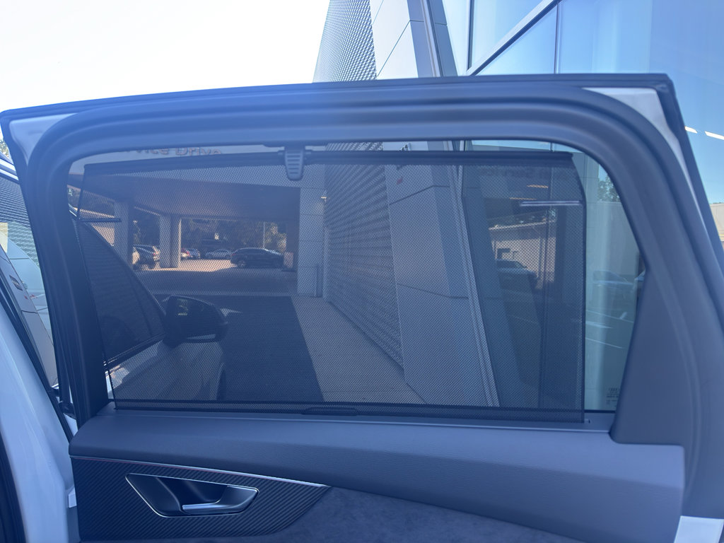 New 2026 Audi SQ7 Premium Plus image 15