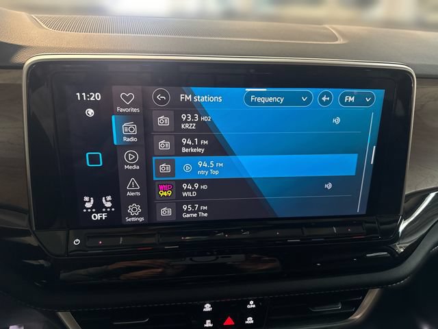 Certified 2025 Volkswagen Atlas SE FWD image 13
