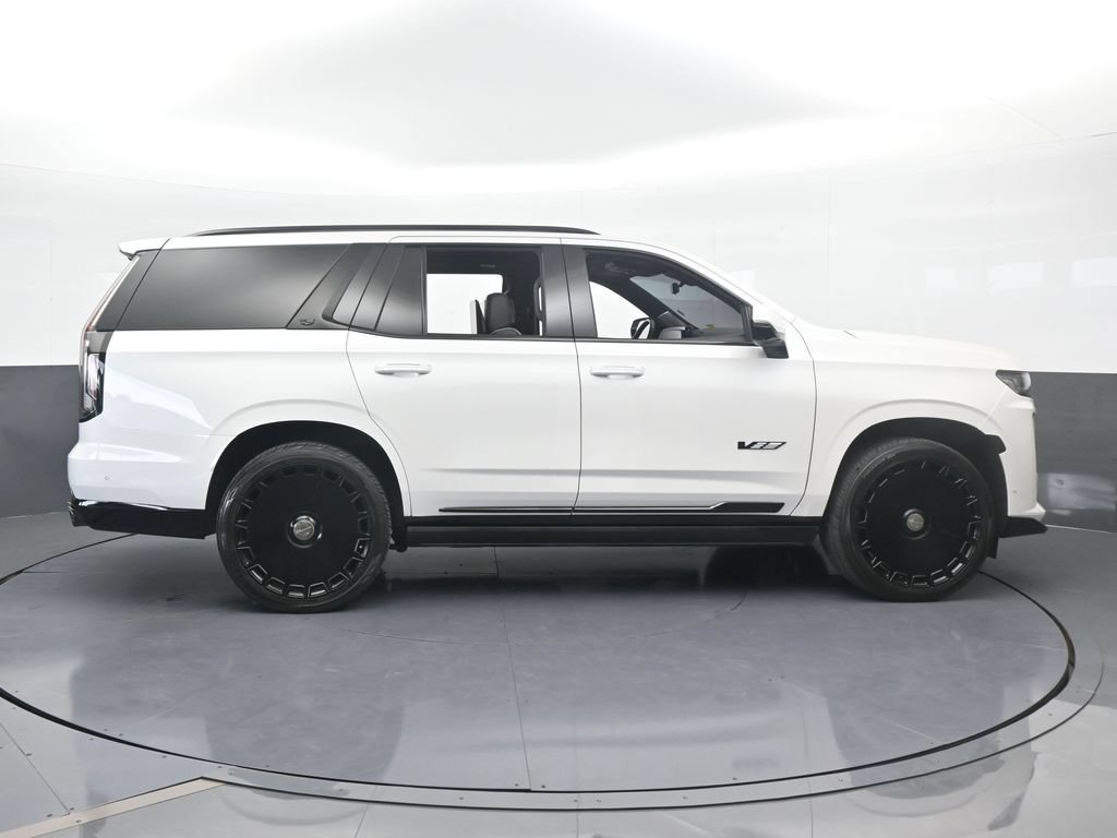 Used 2023 Cadillac Escalade V AWD/4WD image 7