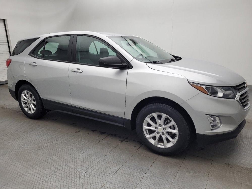 Used 2018 Chevrolet Equinox LS image 11