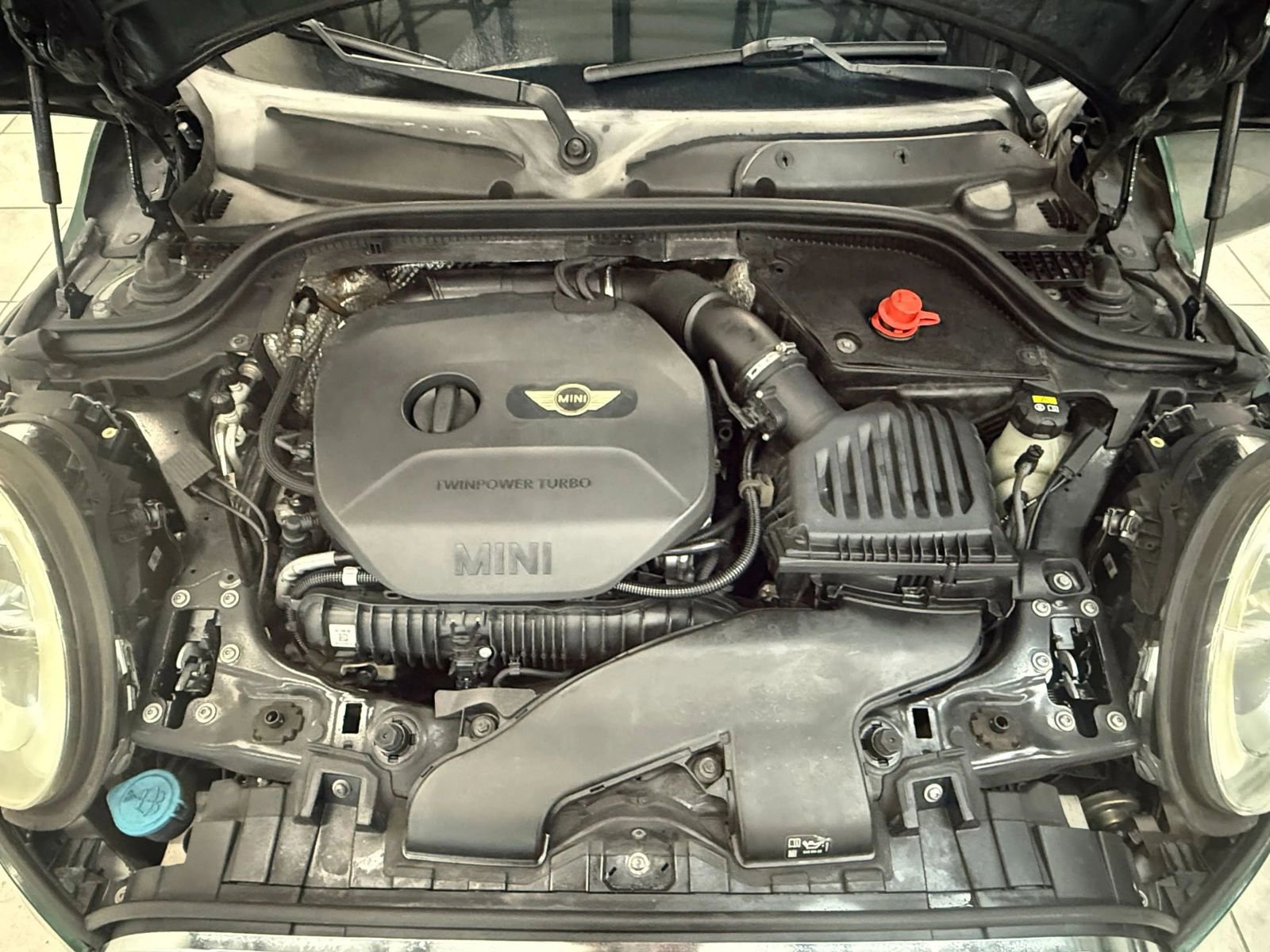 Used 2016 MINI Cooper S image 36