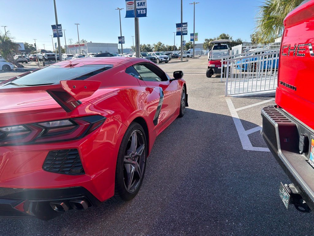 Used 2021 Chevrolet Corvette Stingray Premium Cpe w/ Z51 Performance Package RWD image 8