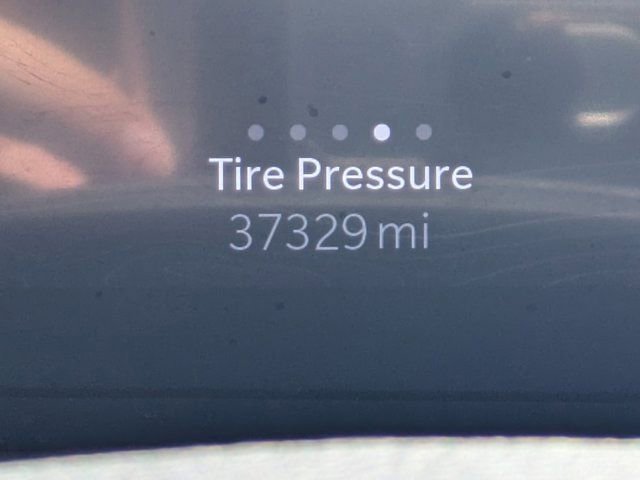 Used 2023 Jeep Grand Cherokee L Laredo image 24