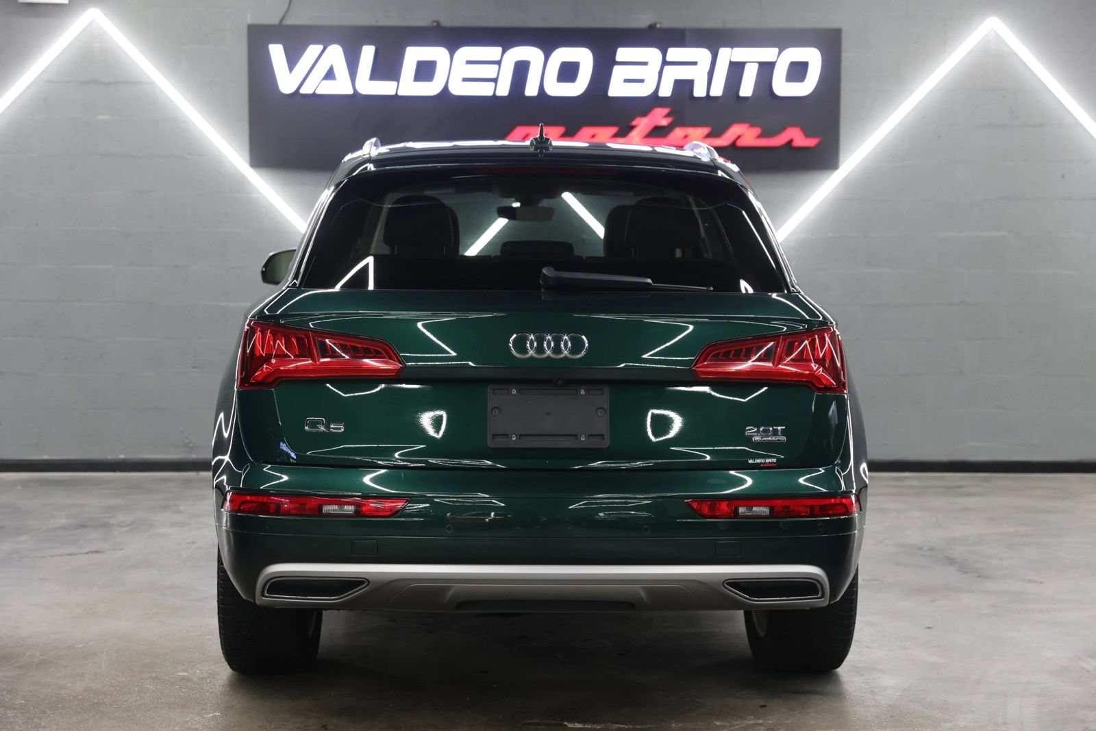 Used 2018 Audi Q5 2.0T Premium Plus w/ Premium Plus Package AWD/4WD image 20