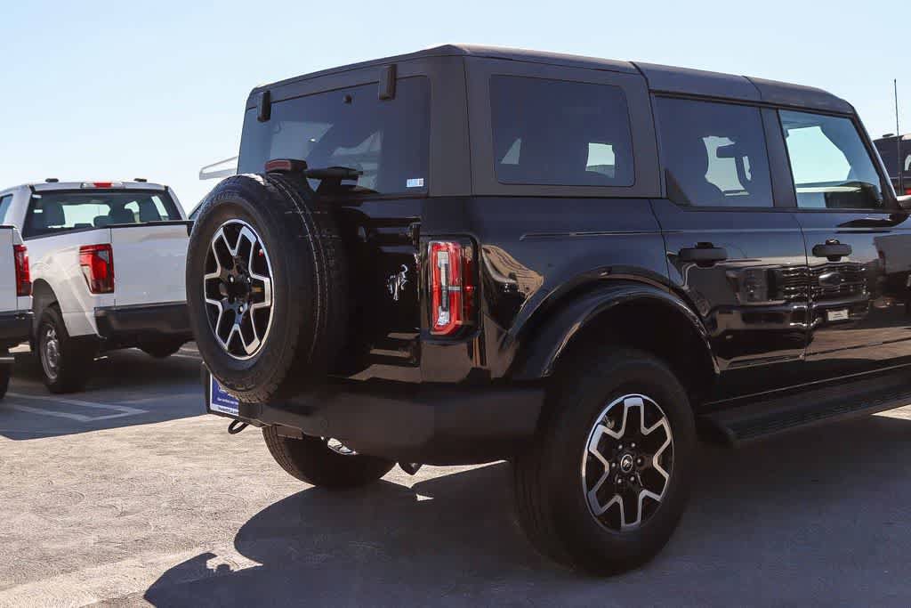 Certified 2026 Ford Bronco Outer Banks AWD/4WD image 9