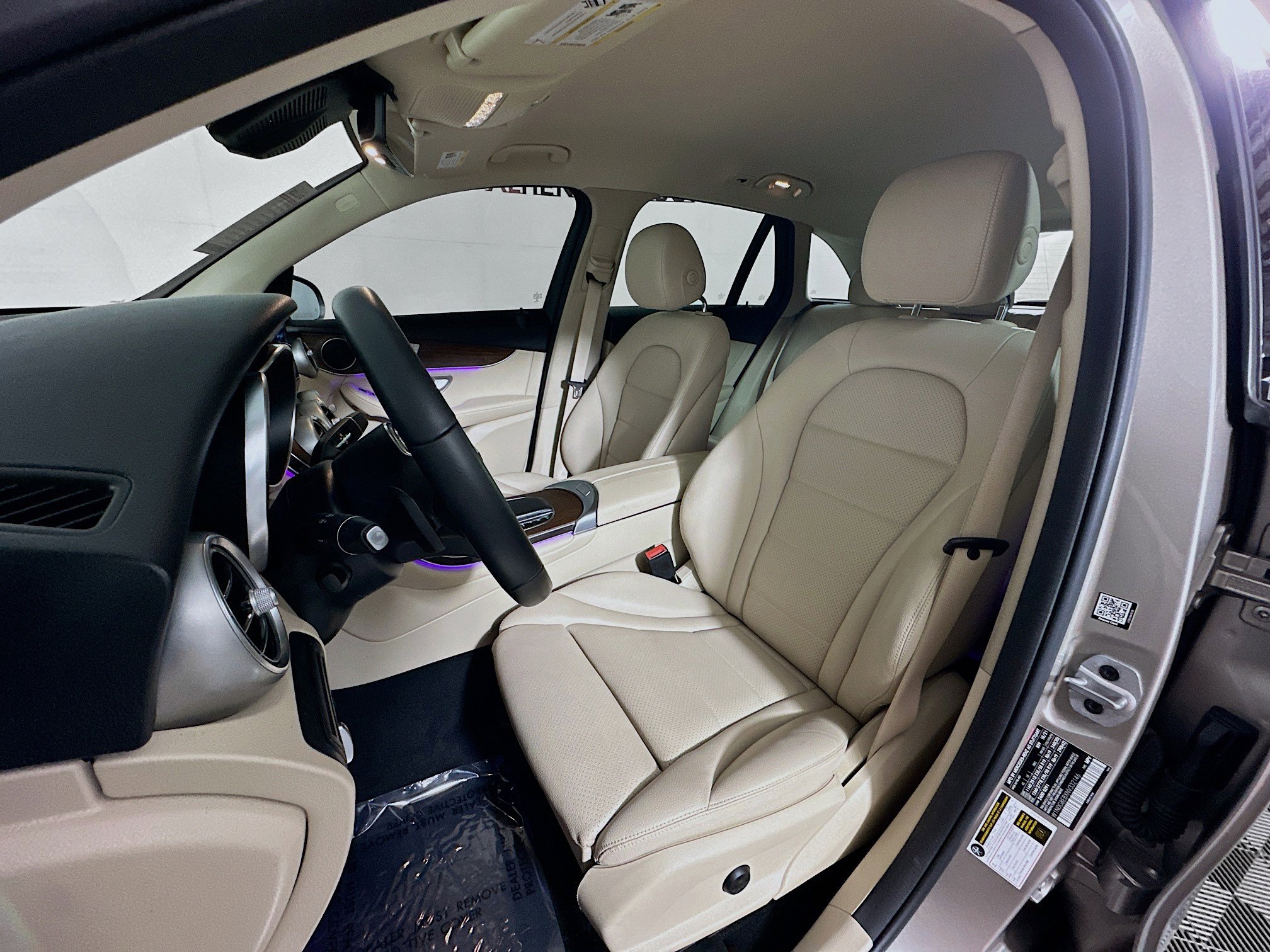 Used 2022 Mercedes-Benz GLC 300 4MATIC image 12