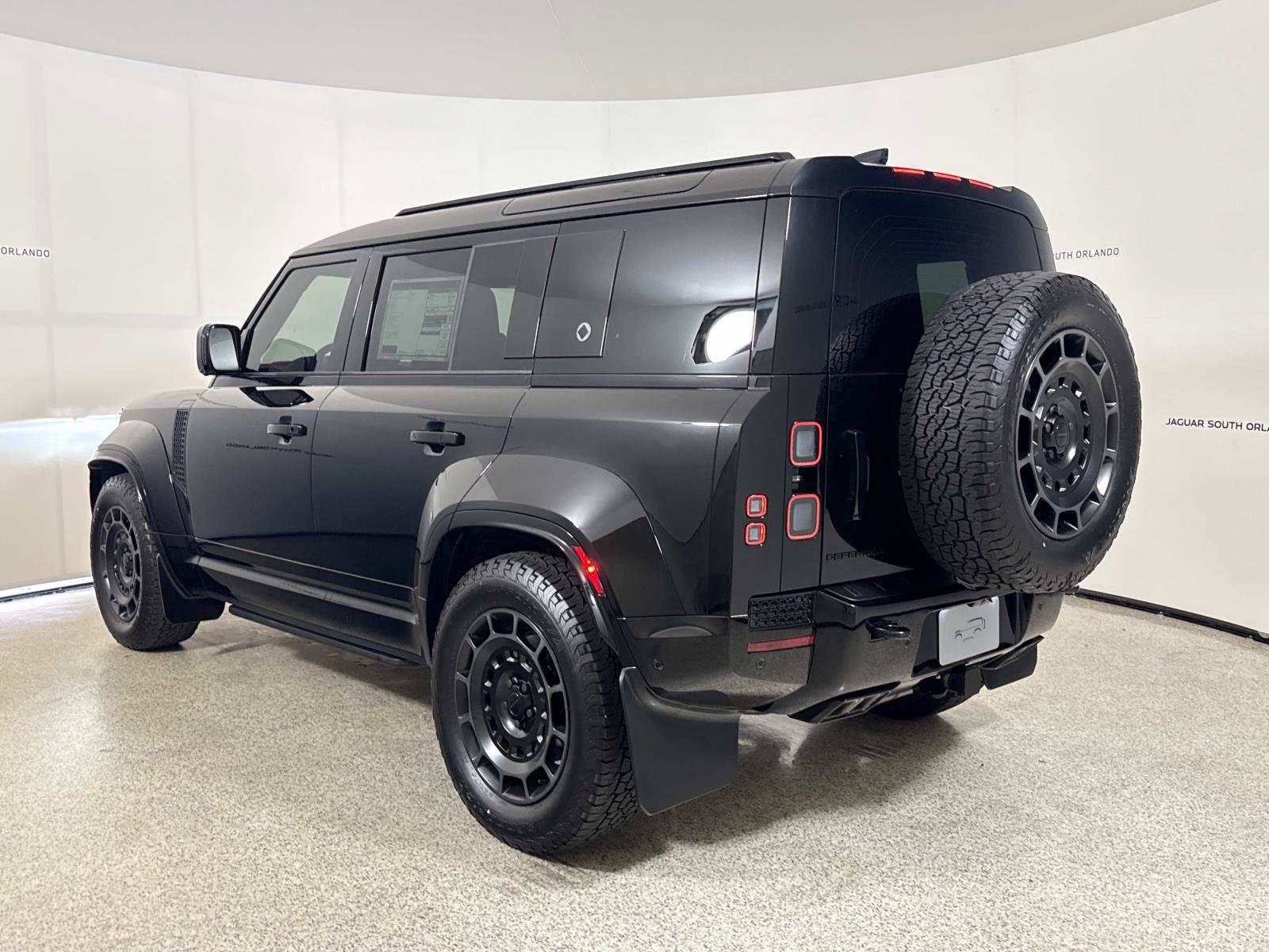 New 2026 Land Rover Defender 110 OCTA AWD/4WD image 3