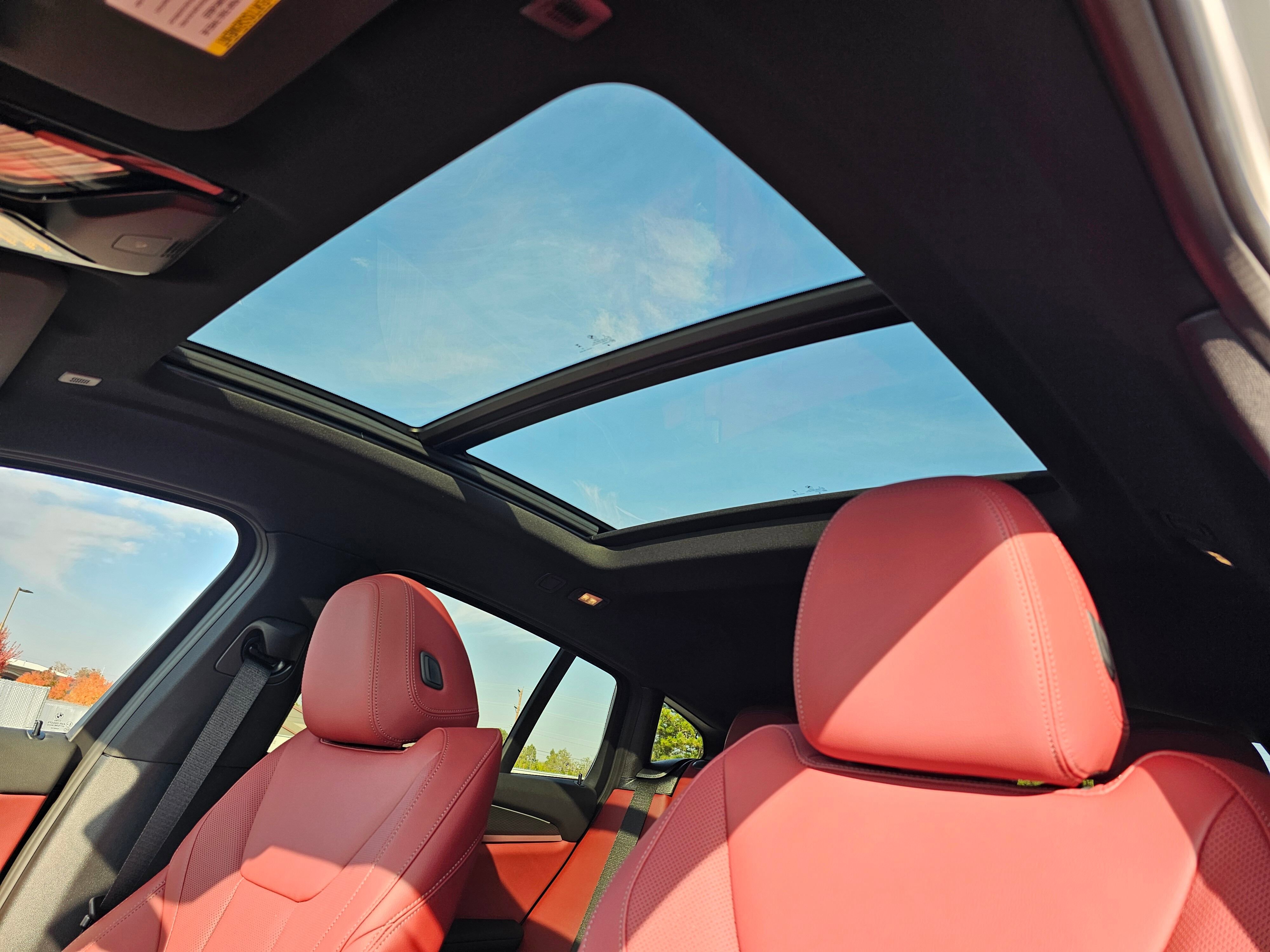 New 2025 BMW X4 xDrive30i w/ Premium Package image 28