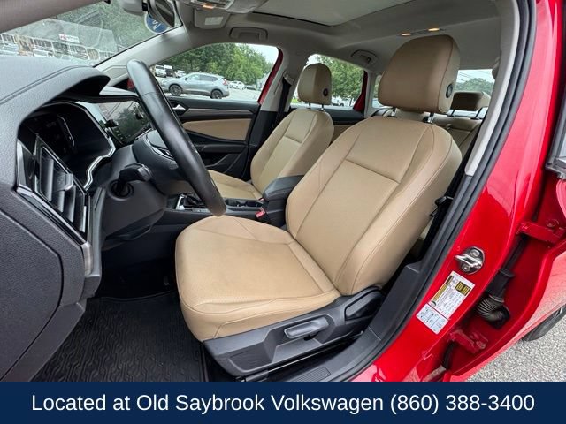 Used 2019 Volkswagen Jetta SEL w/ Cold Weather Package FWD image 29
