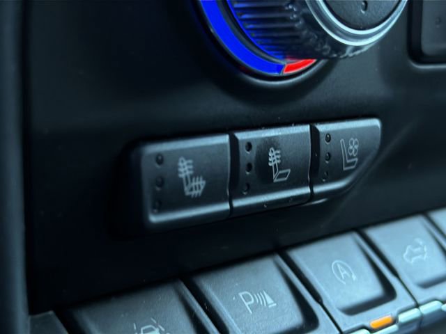 Used 2020 GMC Sierra 1500 SLT w/ SLT Premium Plus Package image 29